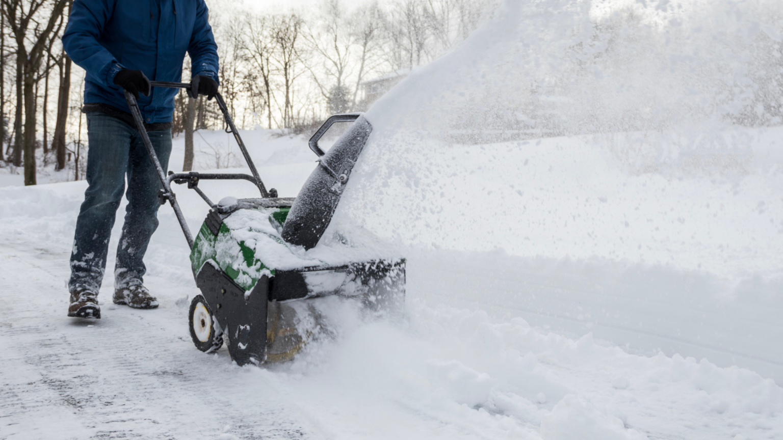 What is the Best Sidewalk Snow Removal Equipment? - DripMotion